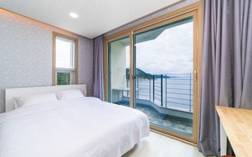 Pohang Bagliore Pension