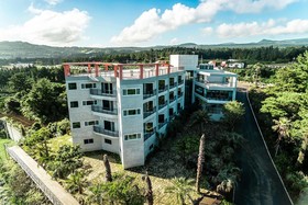 J.View Hotel