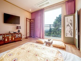 J.View Hotel
