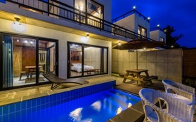 Seogwipo Who House Pool Villa