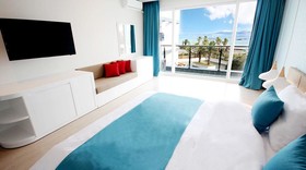 The Four Graces Resort