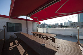 Hongdae Lazy Fox Hostel