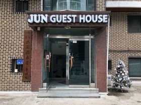 Jun Guest House - Hostel