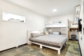 Jun Guest House - Hostel