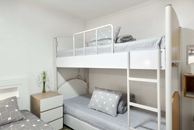 Jun Guest House - Hostel