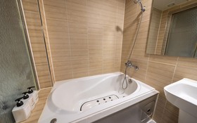 Sadang Charis Hotel