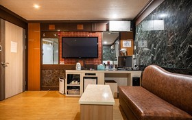 Sadang Charis Hotel
