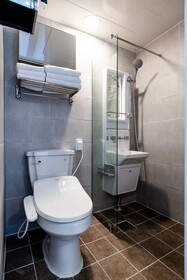 Step Inn Myeongdong 1