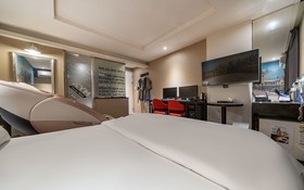 Wolgot Design Hotel XYM