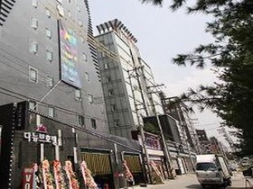 Danube Hotel