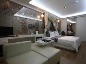 Danube Hotel
