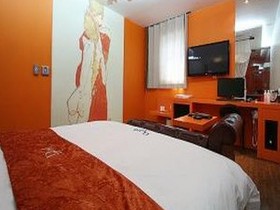 Danube Hotel