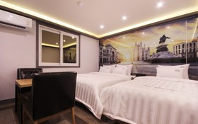 Ulsan Mugeodong With