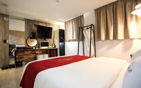 Yongin Hotel Wow