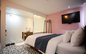 Yongin Hotel Wow