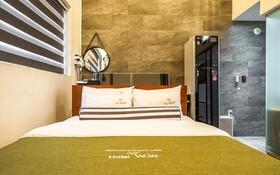 Yongin Hotel Wow