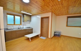 Yongin Unhak Pension