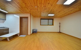 Yongin Unhak Pension