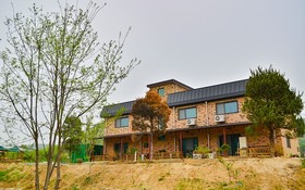 Yongin Unhak Pension