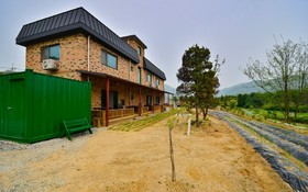 Yongin Unhak Pension