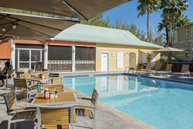 Sunshine Suites Grand Cayman Island Resort