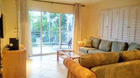 7 Mile Beach Resort & Club
