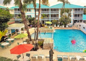 7 Mile Beach Resort & Club