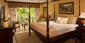 Sandals Regency La Toc