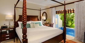 Sandals Regency La Toc