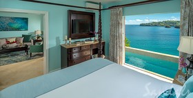 Sandals Regency La Toc