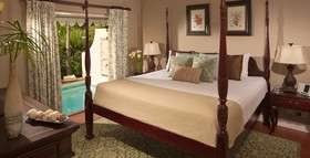 Sandals Regency La Toc