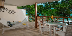 Sandals Regency La Toc