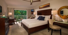 Sandals Regency La Toc