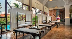 Royal Palms Beach Hotel