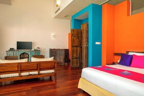 Royal Palms Beach Hotel