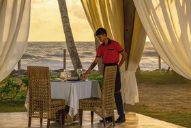 Royal Palms Beach Hotel