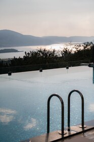 Bayview Hills Luxury Residences