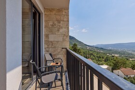 Bayview Hills Luxury Residences
