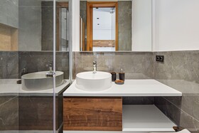 Bayview Hills Luxury Residences