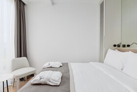 Bayview Hills Luxury Residences