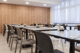 Bayview Hotel & Apartments