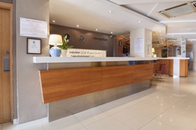 Bayview Hotel & Apartments