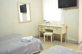 Hotel Metropolitan I