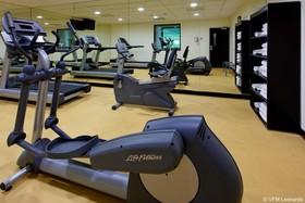 Excellence Express & Suites