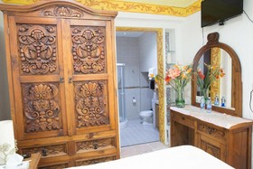 Hotel Edén de los Ángeles