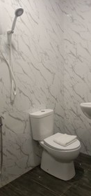 Th Hotel by OYO Rooms