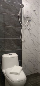 Th Hotel by OYO Rooms