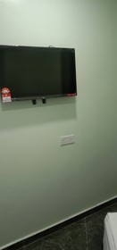 Th Hotel by OYO Rooms