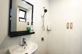 D'wharf Residence PD Waterfront Family Twin Suite by AirPlan