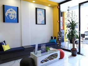 B Street Hotel
